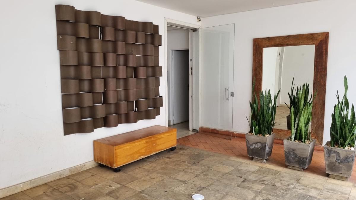 Casa Comercial, Santo Antônio, 5 Quartos, 4 Vagas