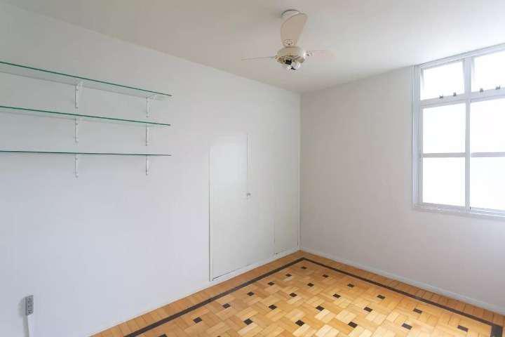 Apartamento, Floresta, 2 Quartos, 0 Vaga