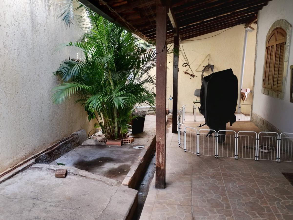 Casa, Candelária, 4 Quartos, 6 Vagas