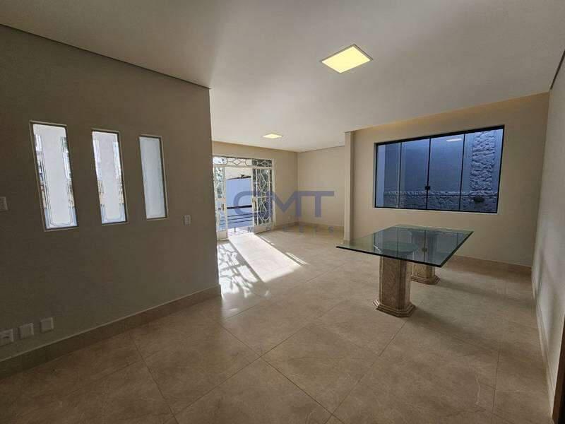 Casa, São Lucas, 3 Quartos, 4 Vagas, 2 Suítes