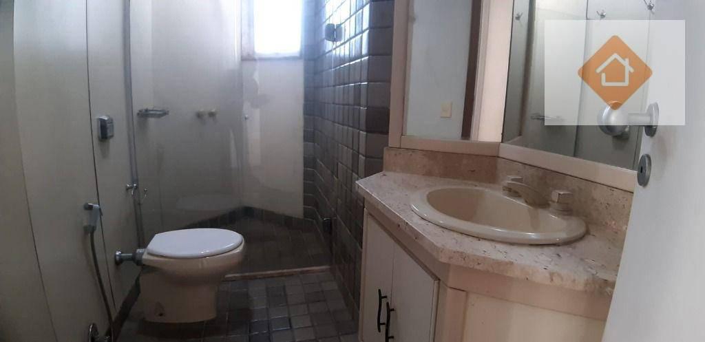 Apartamento, Funcionários, 2 Quartos, 1 Vaga, 1 Suíte