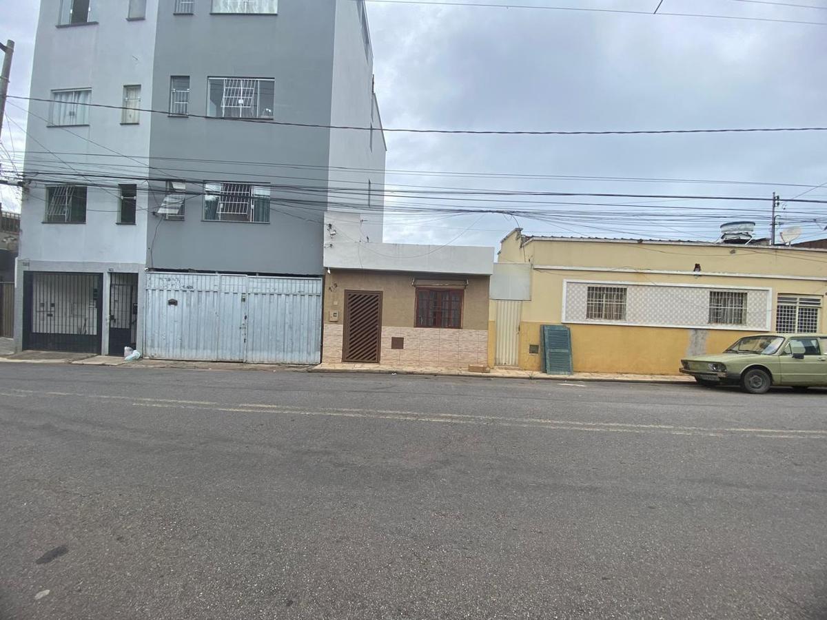 Casa, Centro, 2 Quartos, 2 Vagas