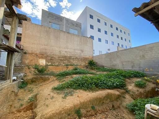 Prédio, Caladinho, 0 Quarto, 0 Vaga