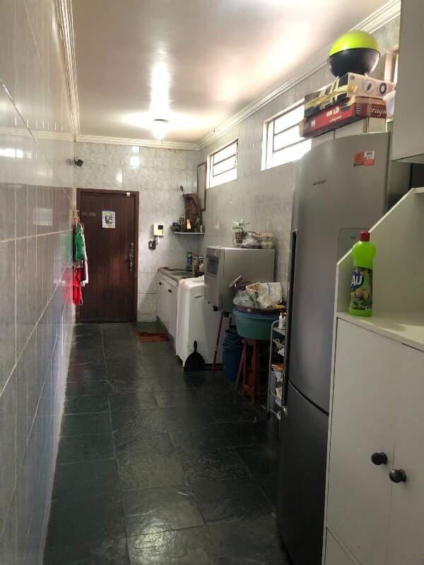 Casa, Nova Cachoeirinha, 3 Quartos, 4 Vagas, 1 Suíte