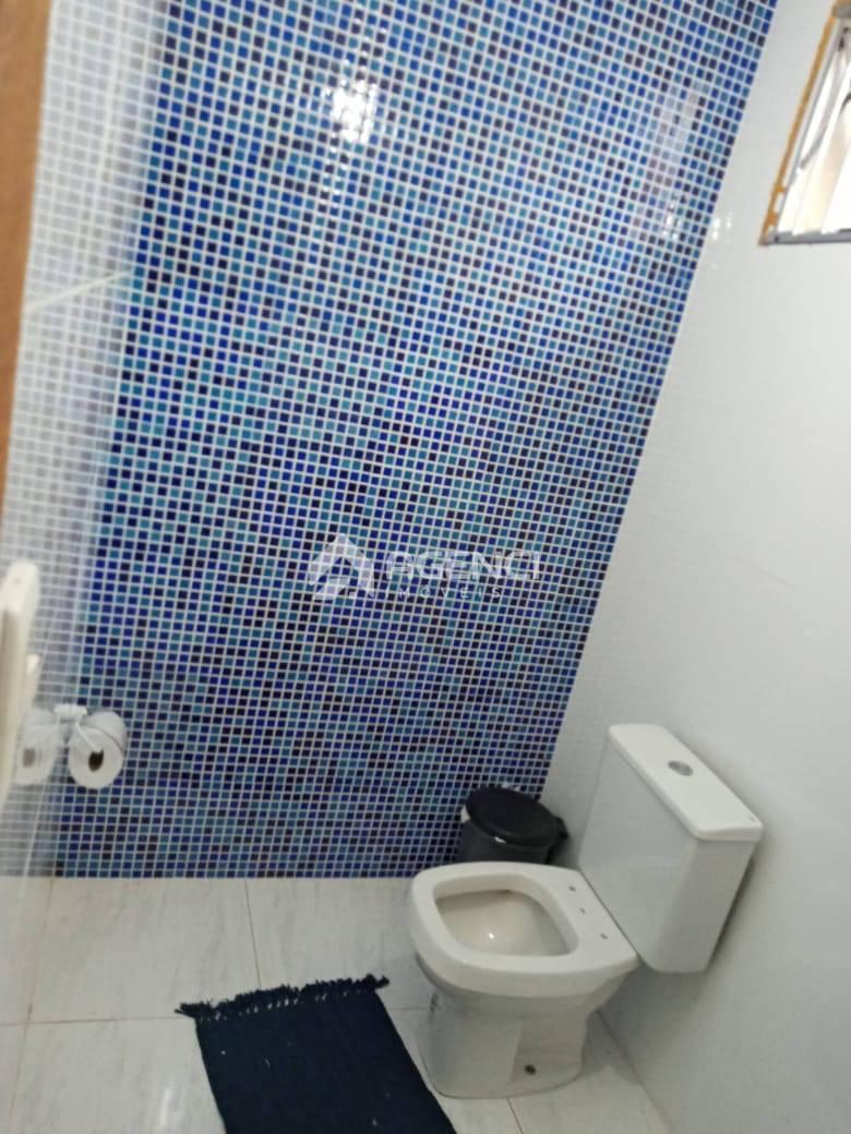 Casa, Industrial, 3 Quartos, 0 Vaga, 1 Suíte