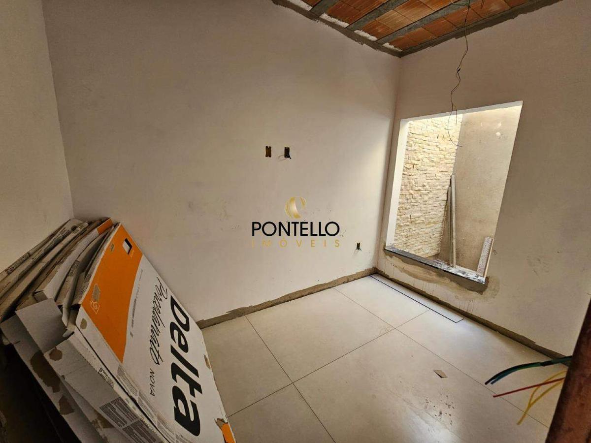 Casa, Jardim Europa, 3 Quartos, 2 Vagas, 1 Suíte