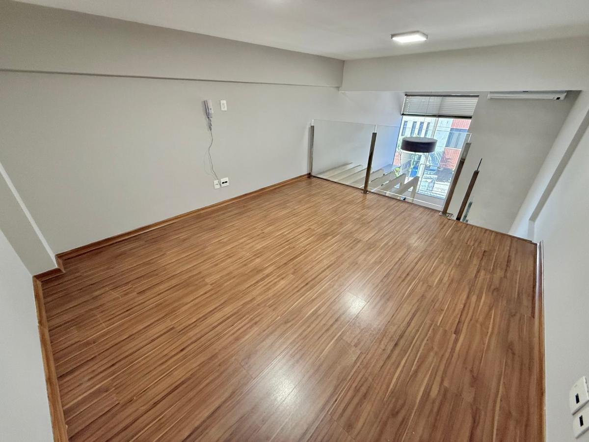 Sala, São José, 0 Quarto, 1 Vaga