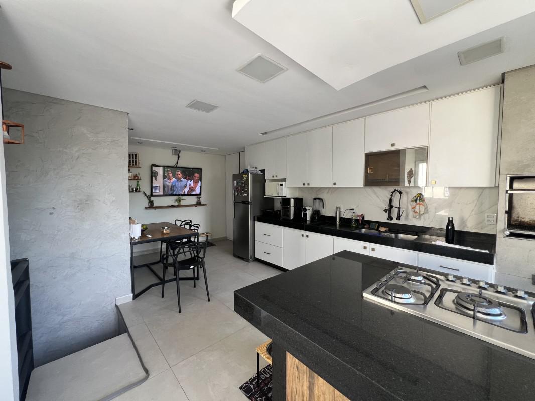 Cobertura, Fernão Dias, 3 Quartos, 2 Vagas, 1 Suíte