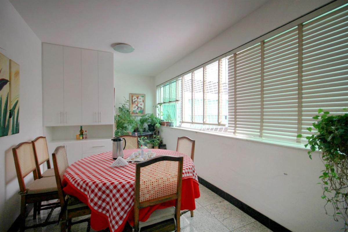 Apartamento, Funcionários, 4 Quartos, 2 Vagas, 1 Suíte