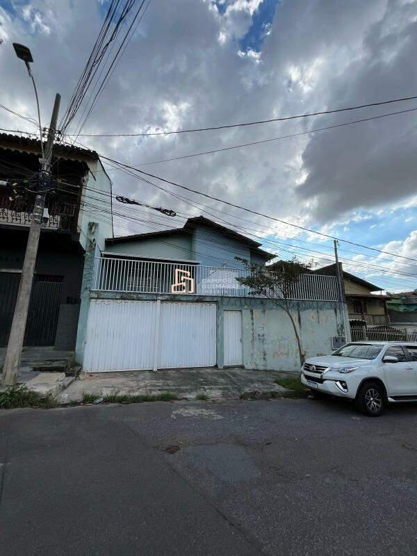 Casa, Alípio de Melo, 2 Quartos, 2 Vagas, 1 Suíte