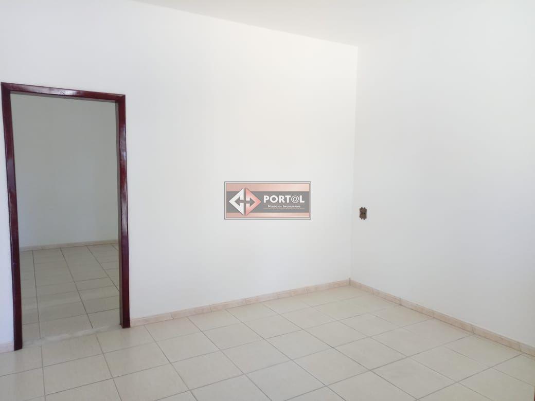 Casa, Parque São Pedro (venda Nova), 3 Quartos, 8 Vagas