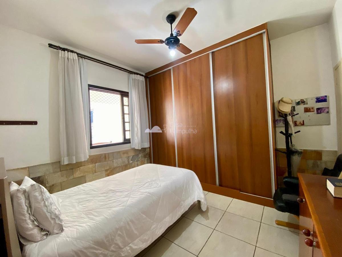 Casa, Itapoã, 3 Quartos, 4 Vagas, 1 Suíte