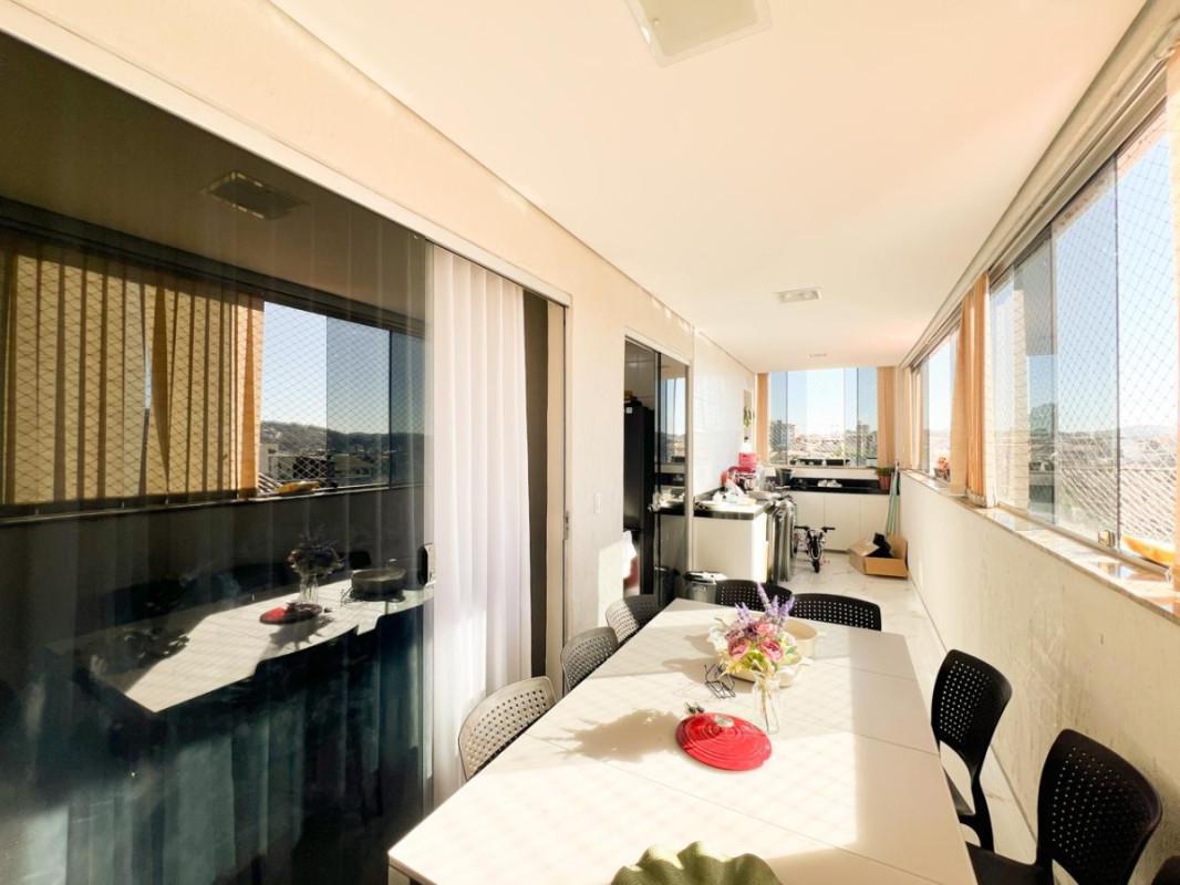 Apartamento, Parque Turistas, 3 Quartos, 2 Vagas, 1 Suíte