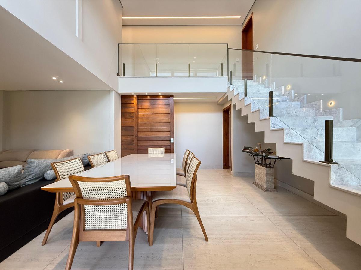 Casa, Bandeirantes (pampulha), 4 Quartos, 4 Vagas, 3 Suítes