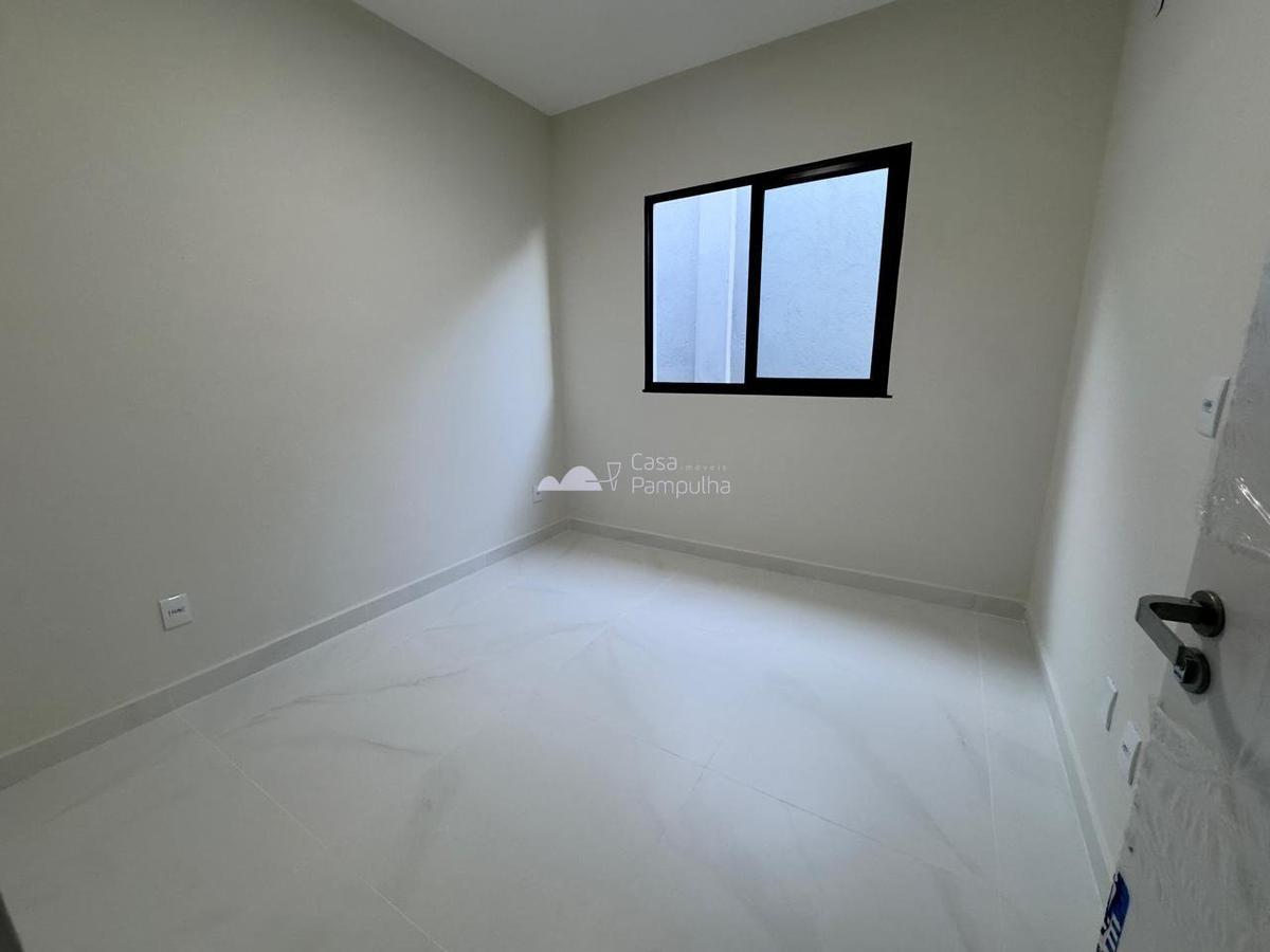 Casa, Trevo, 3 Quartos, 2 Vagas, 1 Suíte