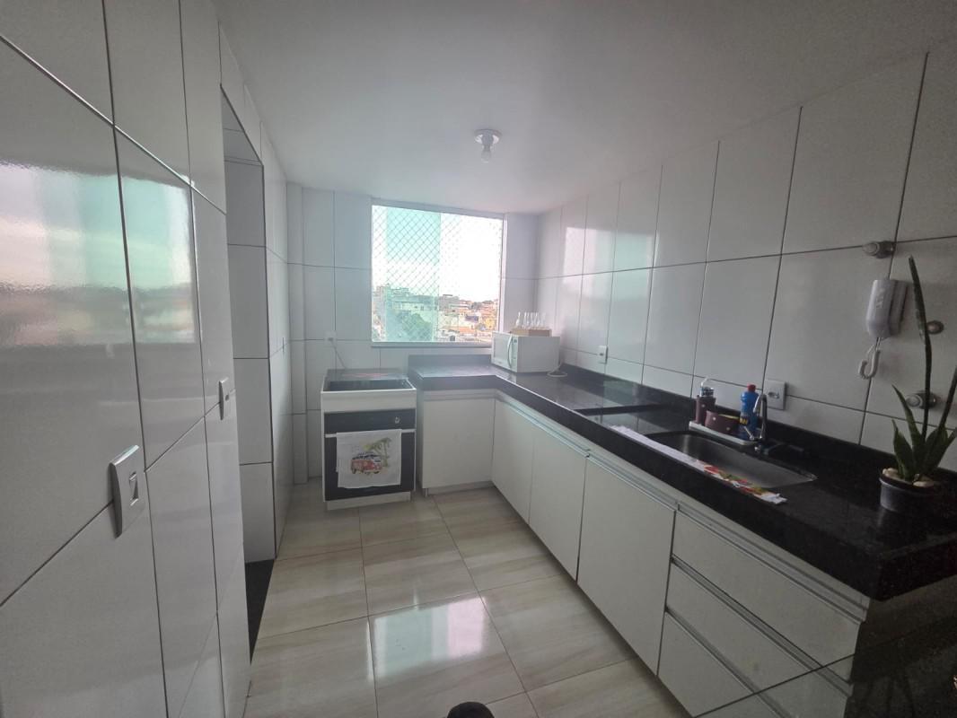 Apartamento, Coqueiros, 3 Quartos, 0 Vaga, 1 Suíte