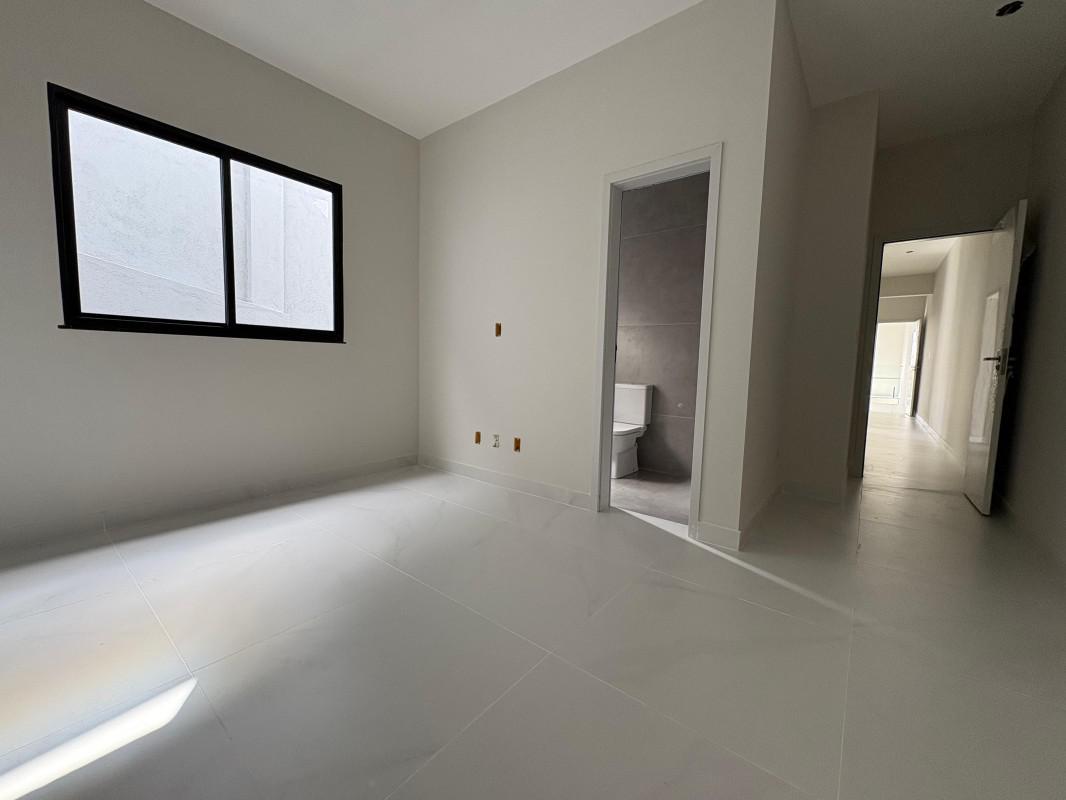 Casa, Trevo, 3 Quartos, 3 Vagas, 1 Suíte