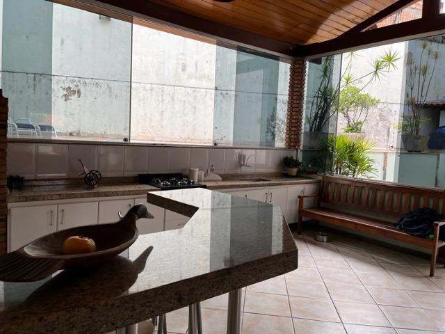 Casa, Nova Esperança, 4 Quartos, 3 Vagas, 2 Suítes