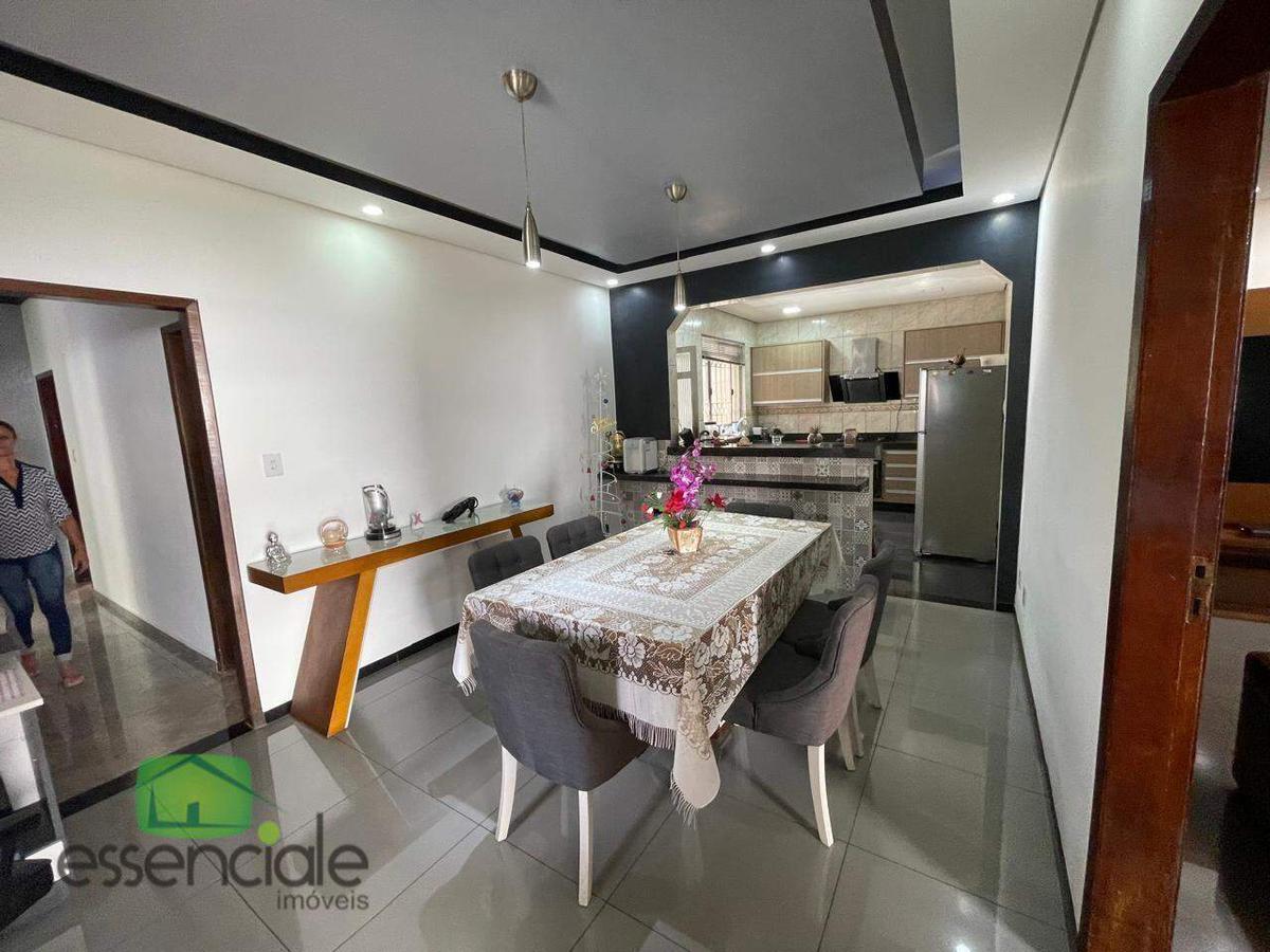 Casa, Jardim Riacho das Pedras, 3 Quartos, 6 Vagas, 2 Suítes