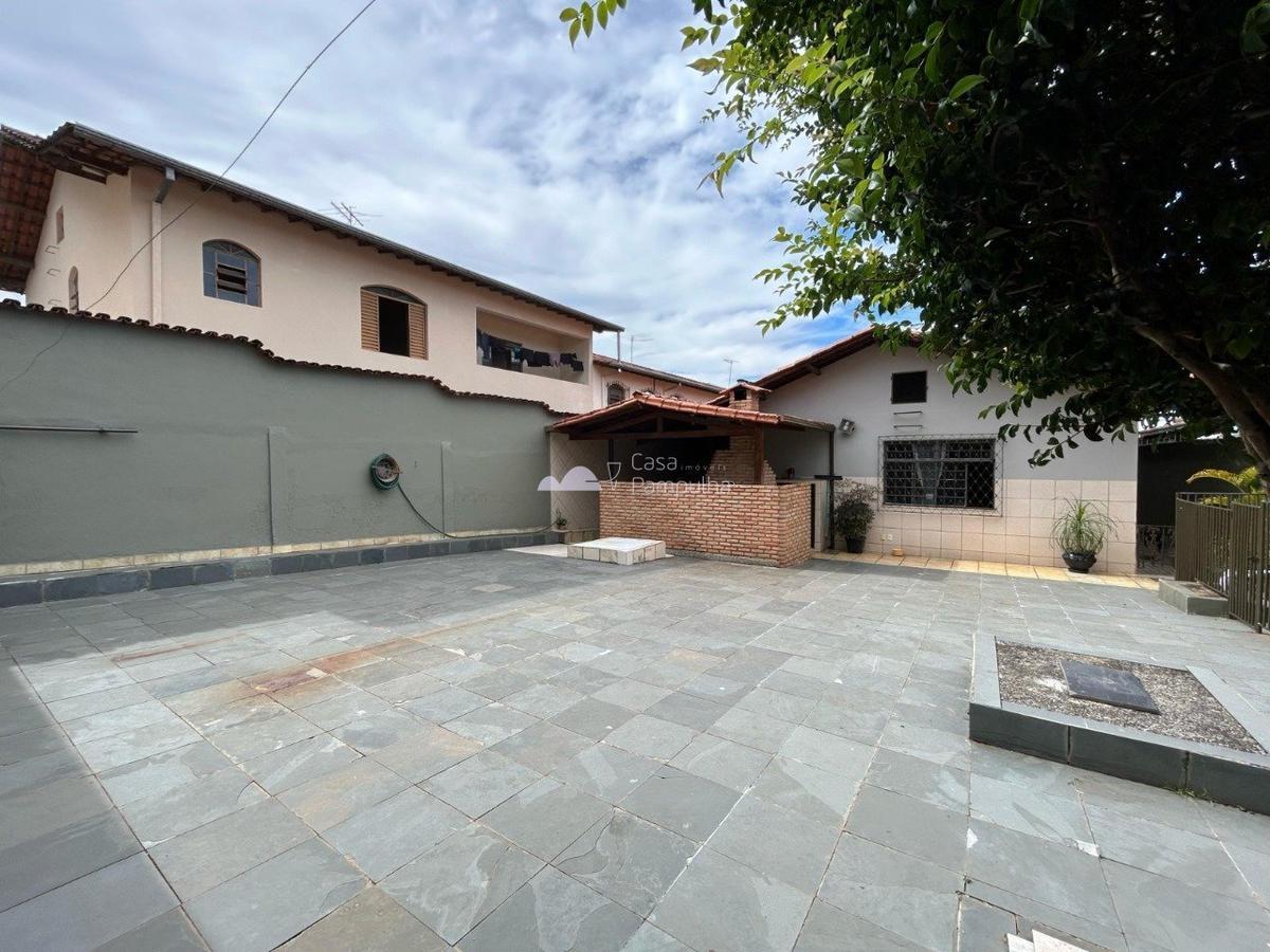 Casa, Itapoã, 3 Quartos, 4 Vagas, 1 Suíte