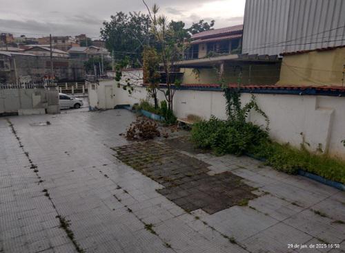Casa, Cachoeirinha, 3 Quartos, 16 Vagas, 1 Suíte