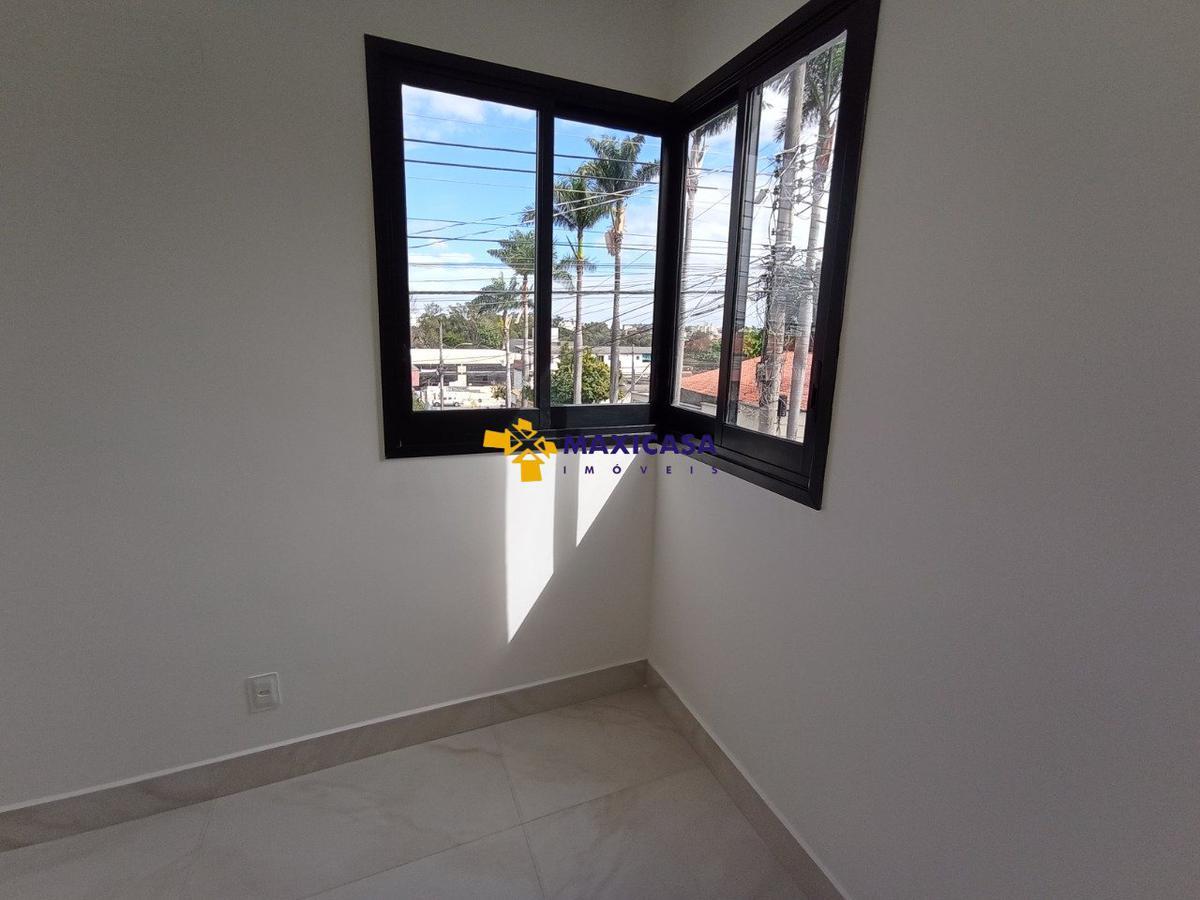 Casa, Planalto, 3 Quartos, 2 Vagas, 1 Suíte