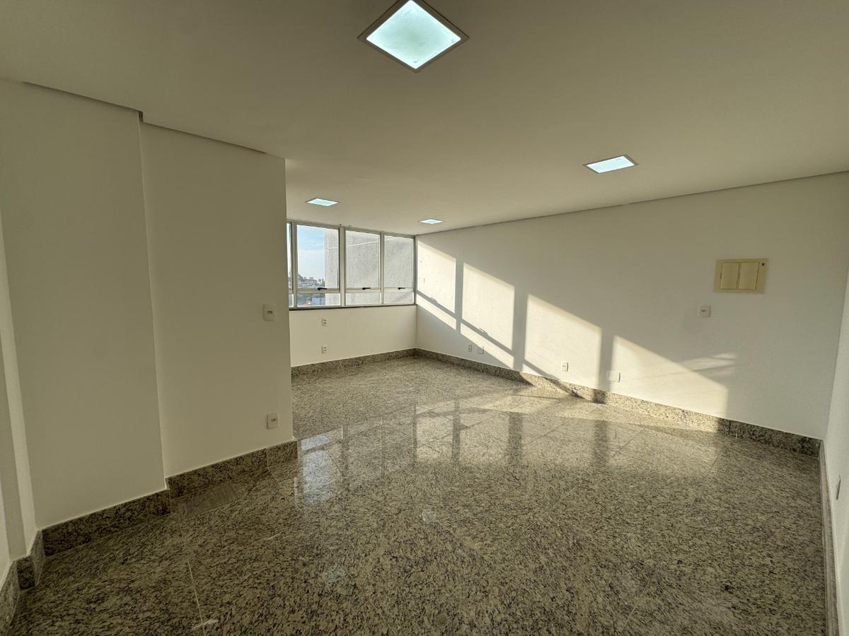 Sala, Ouro Preto, 0 Quarto, 1 Vaga