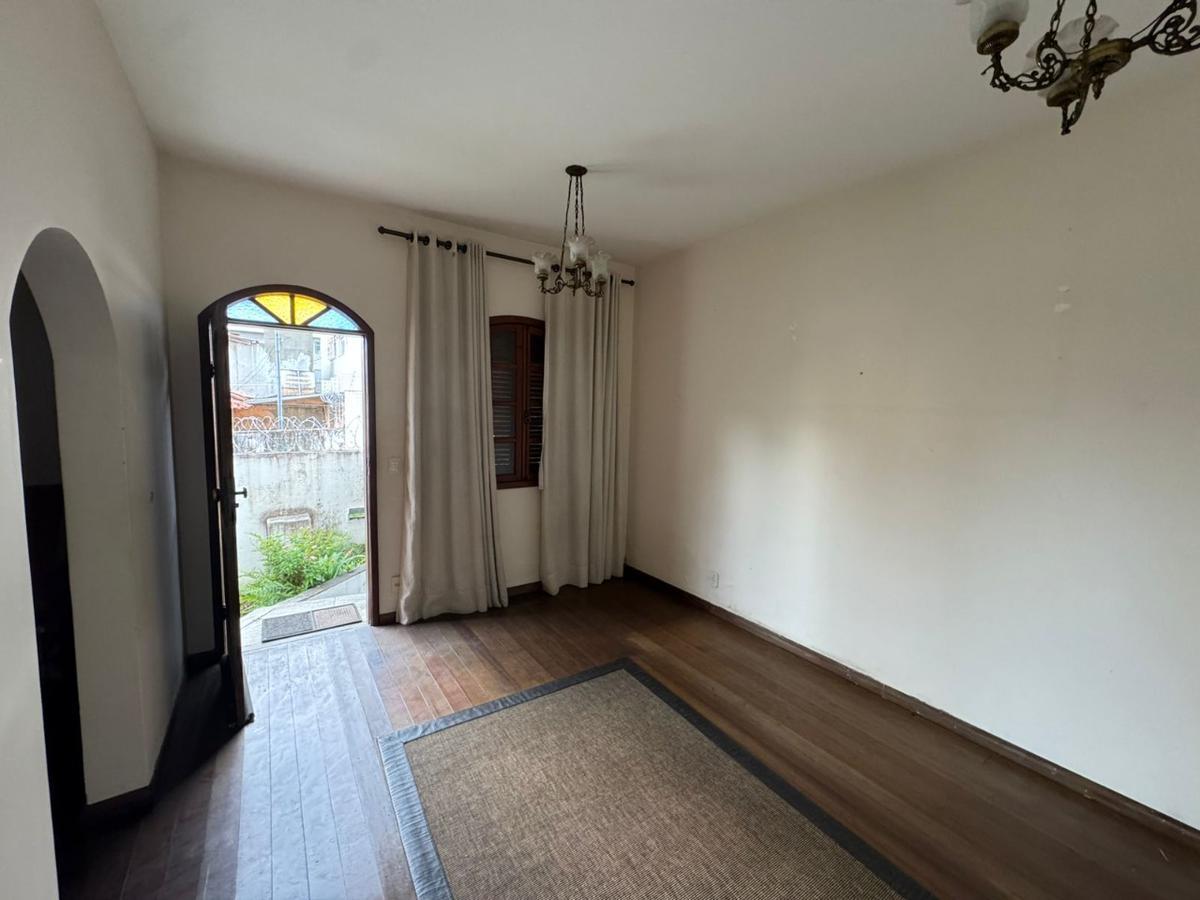Casa, Floresta, 5 Quartos, 3 Vagas, 1 Suíte