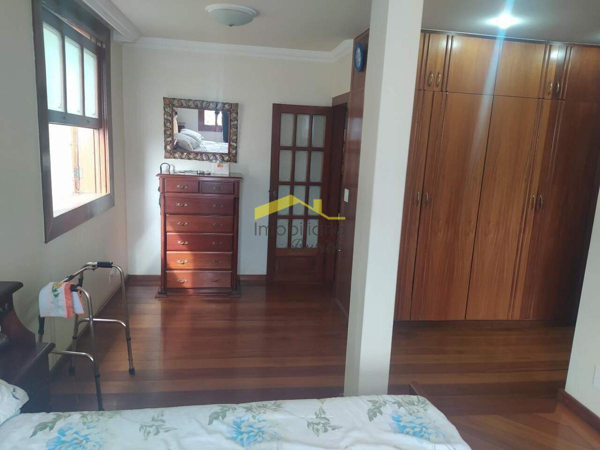 Casa, Estoril, 7 Quartos, 6 Vagas, 3 Suítes