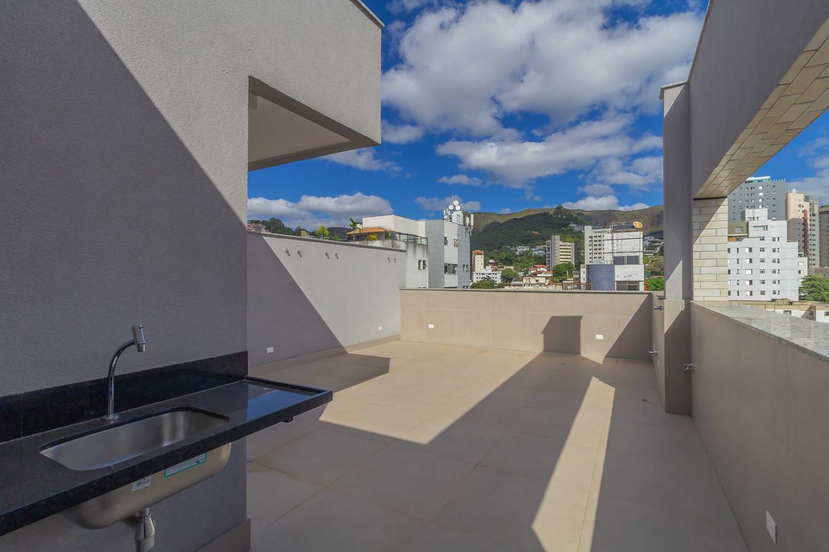 Cobertura, Serra, 3 Quartos, 2 Vagas, 1 Suíte