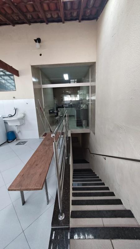 Casa, Barreiro, 3 Quartos, 4 Vagas, 1 Suíte