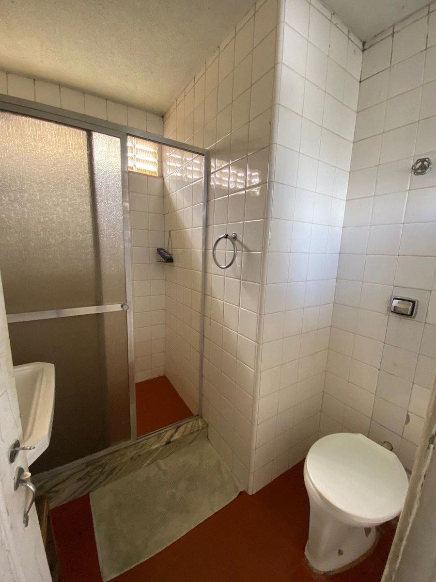 Casa, Floresta, 12 Quartos, 0 Vaga, 2 Suítes