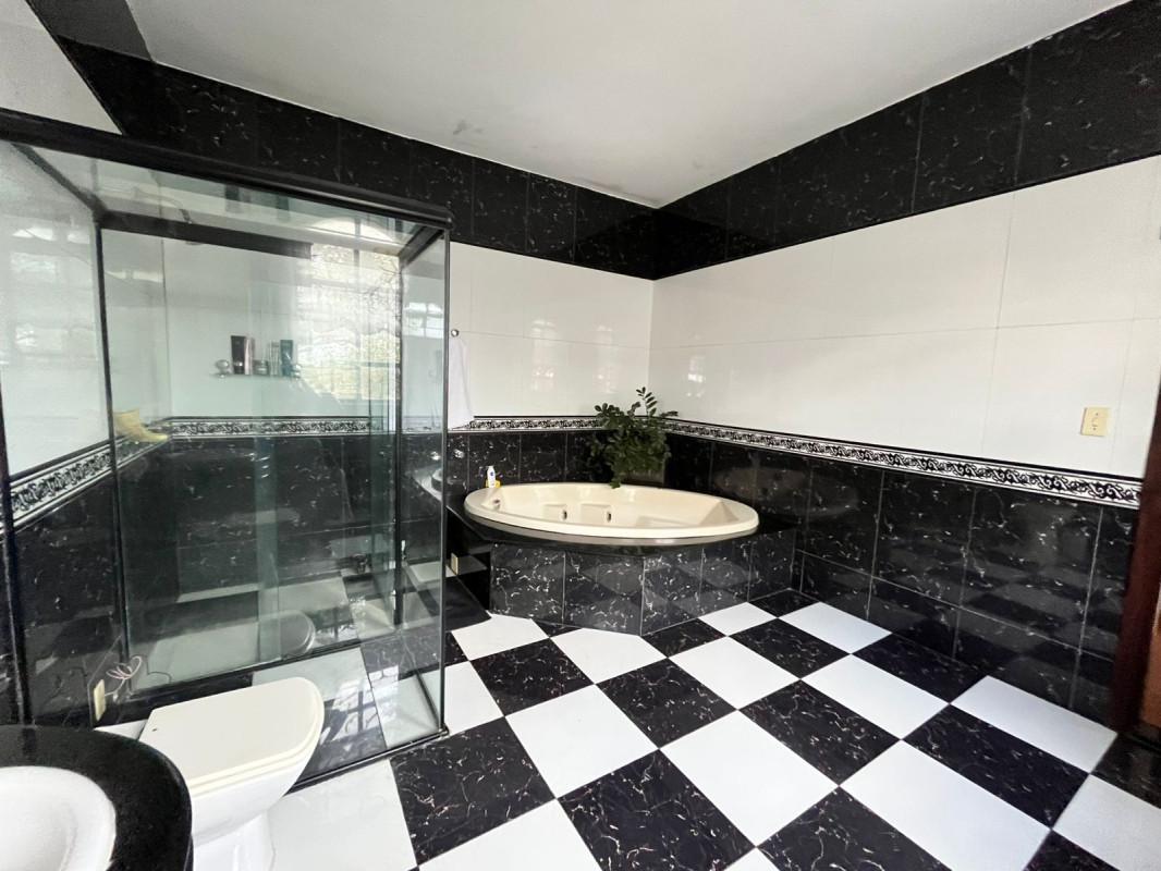 Casa, Jardim Riacho das Pedras, 4 Quartos, 4 Vagas, 1 Suíte