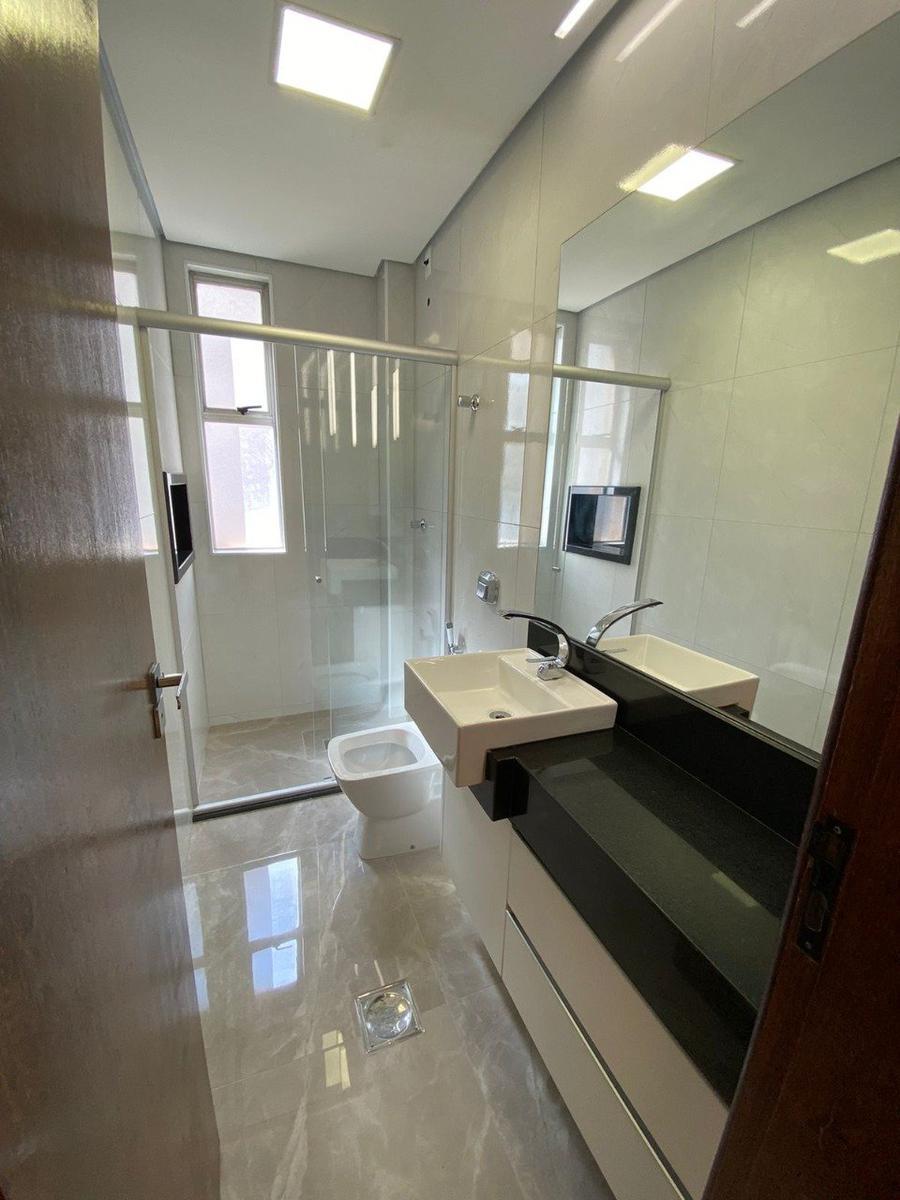 Apartamento, Sagrada Família, 3 Quartos, 1 Vaga, 1 Suíte
