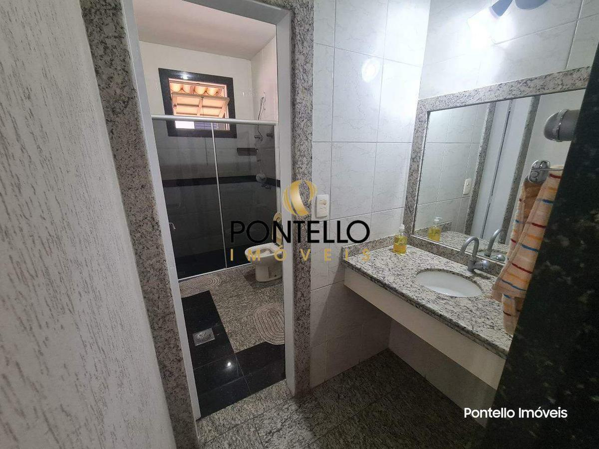 Casa, Cachoeirinha, 5 Quartos, 12 Vagas, 1 Suíte