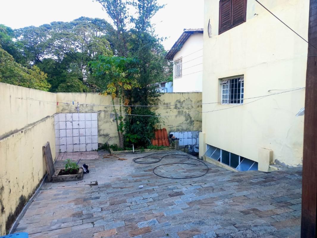 Casa, Itapoã, 4 Quartos, 5 Vagas, 1 Suíte