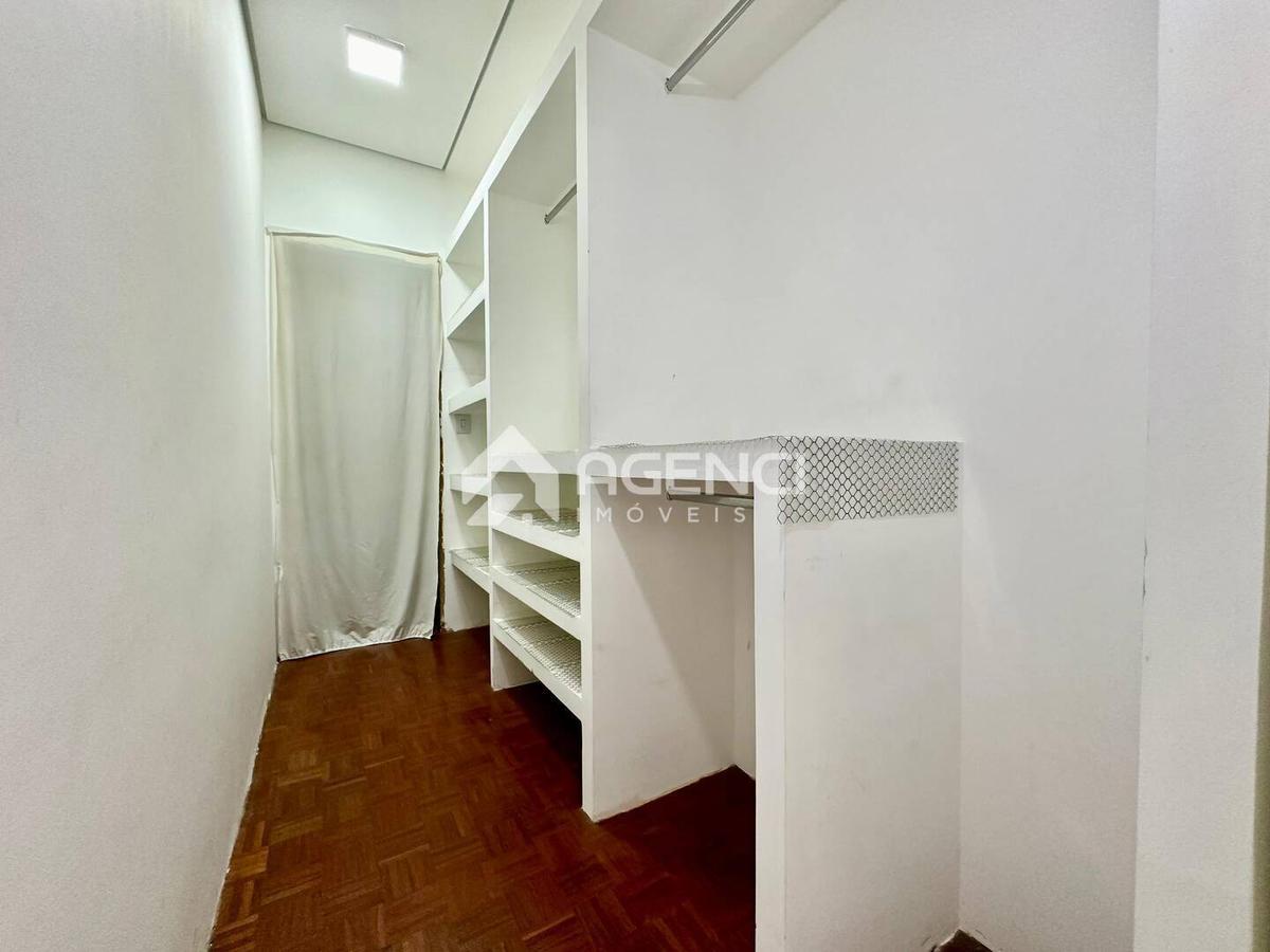 Casa, Parque Xangri-lá, 4 Quartos, 0 Vaga, 1 Suíte