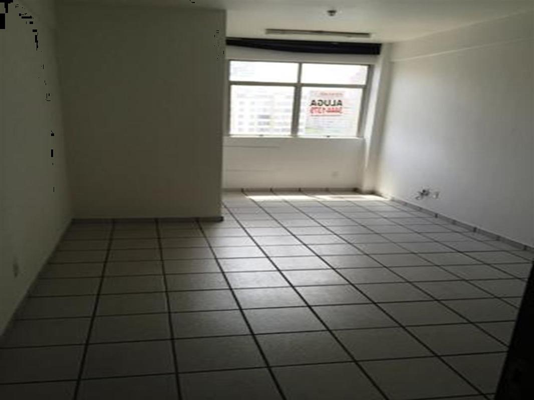 Sala, Centro