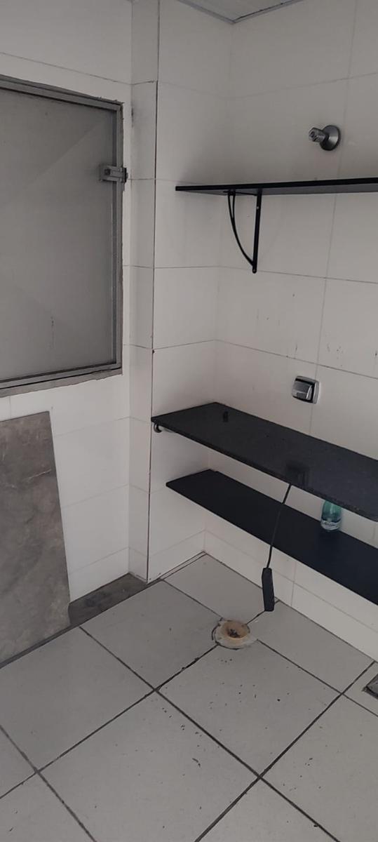 Andar, Santa Cruz, 1 Quarto, 0 Vaga