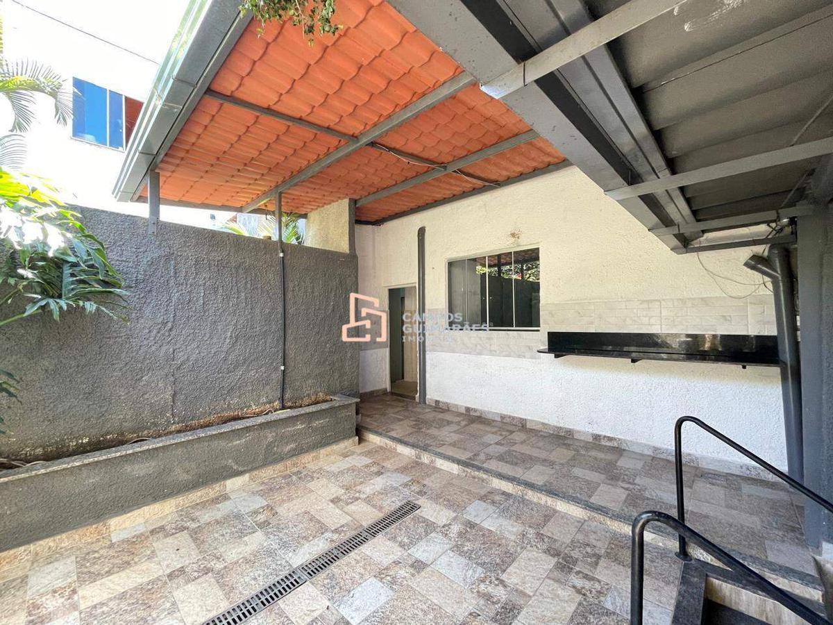 Casa Comercial, Padre Eustáquio, 3 Quartos, 1 Vaga, 1 Suíte