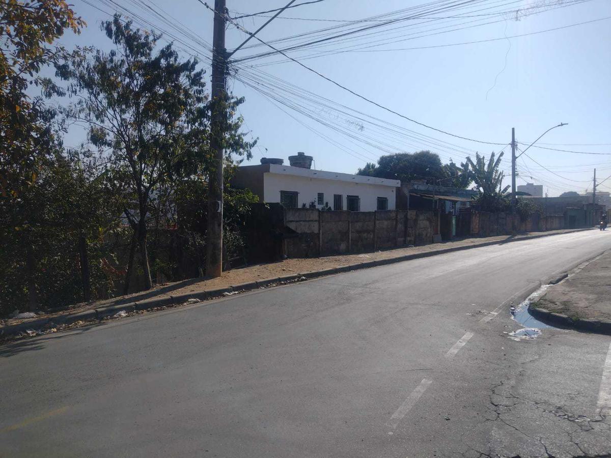 Casa, Sevilha (1 Seção), 1 Quarto, 4 Vagas