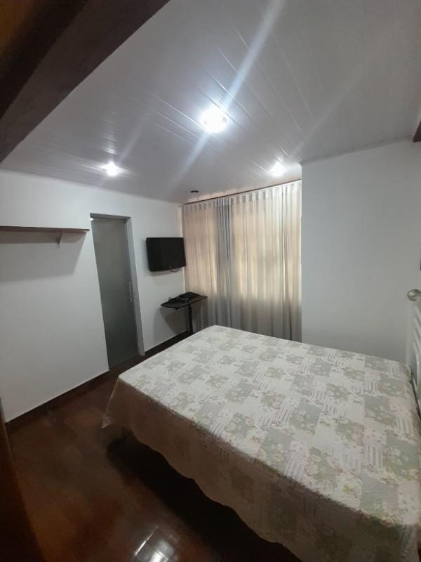 Casa, Camargos, 8 Quartos, 3 Vagas, 4 Suítes