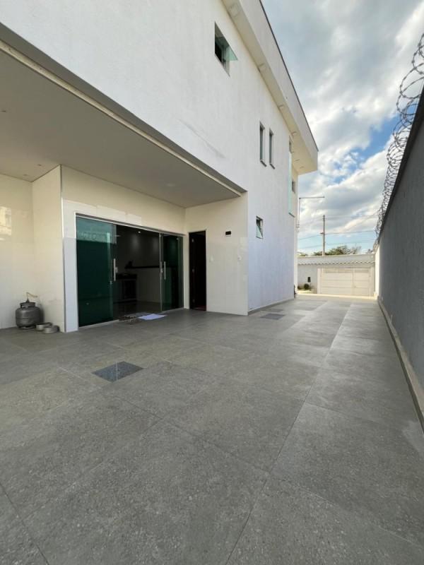 Casa, Vila Satélite, 3 Quartos, 4 Vagas, 1 Suíte