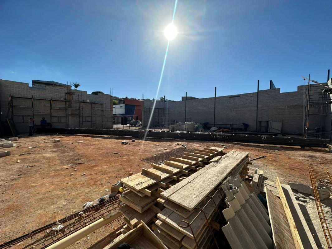Galpão, Parque das Américas, 0 Quarto, 0 Vaga