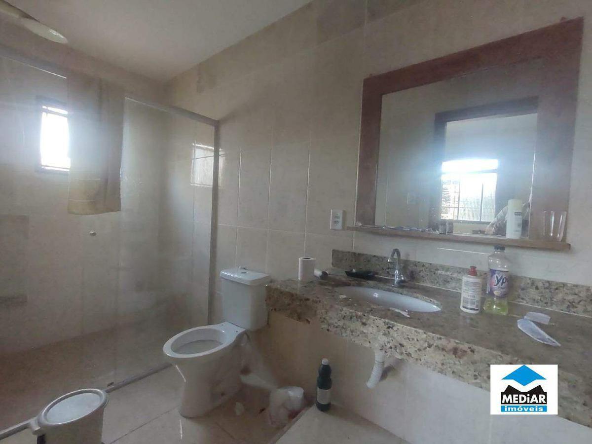 Casa, Sagrada Família, 5 Quartos, 6 Vagas, 1 Suíte