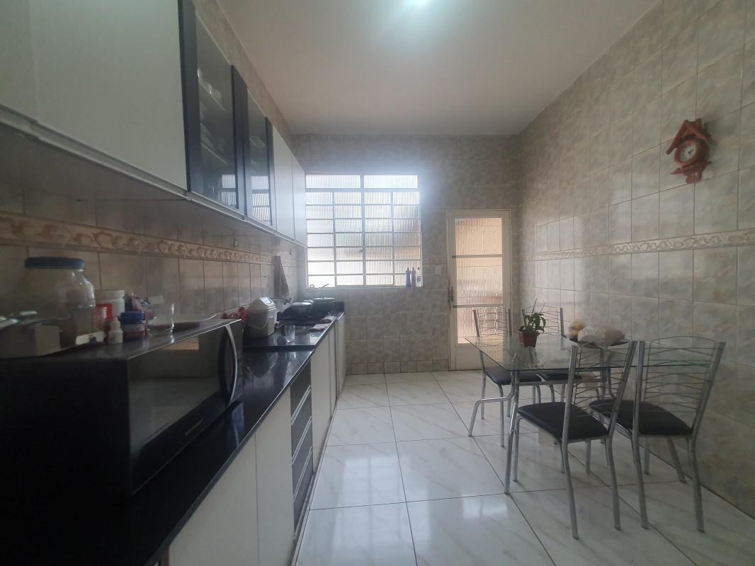 Casa, Salgado Filho, 3 Quartos, 4 Vagas, 1 Suíte