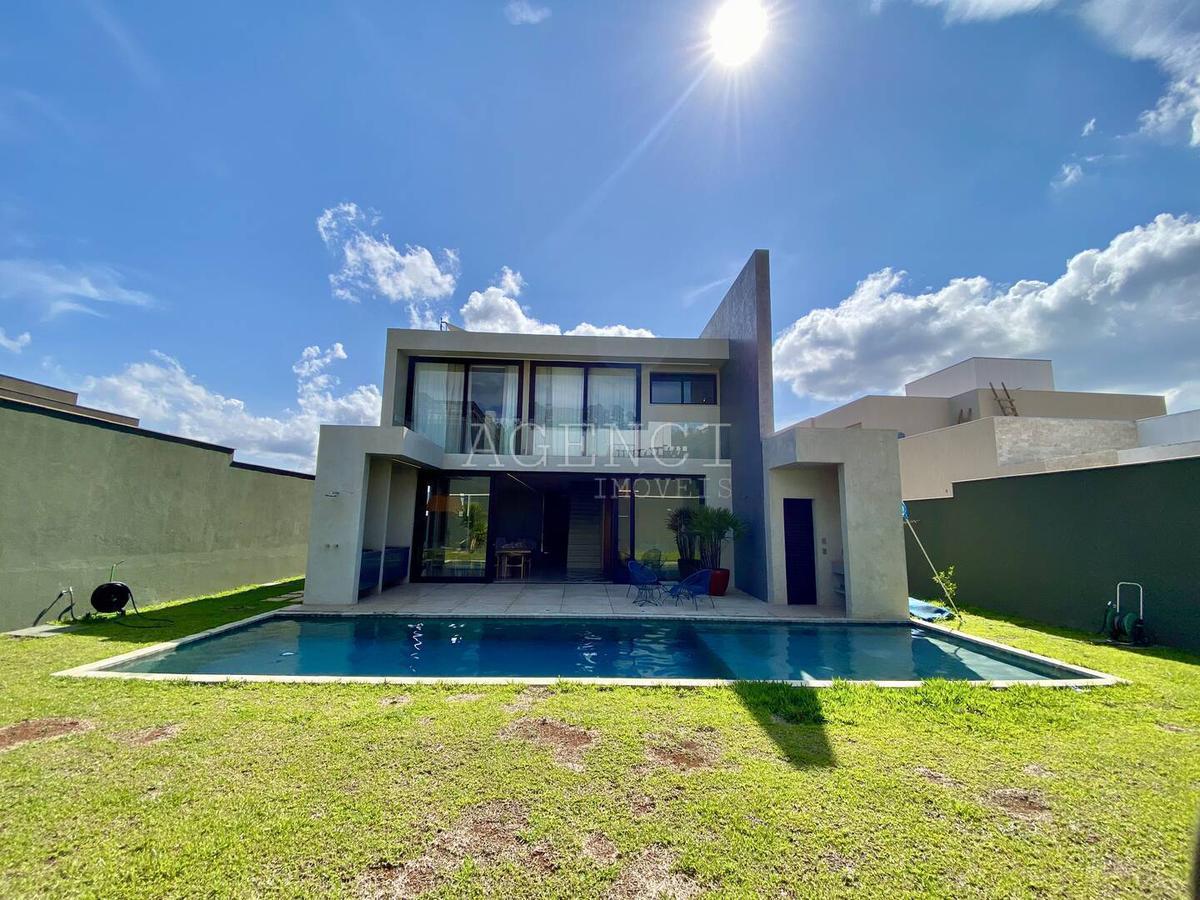 Casa, Alphaville - Lagoa dos Ingleses, 4 Quartos, 0 Vaga, 4 Suítes