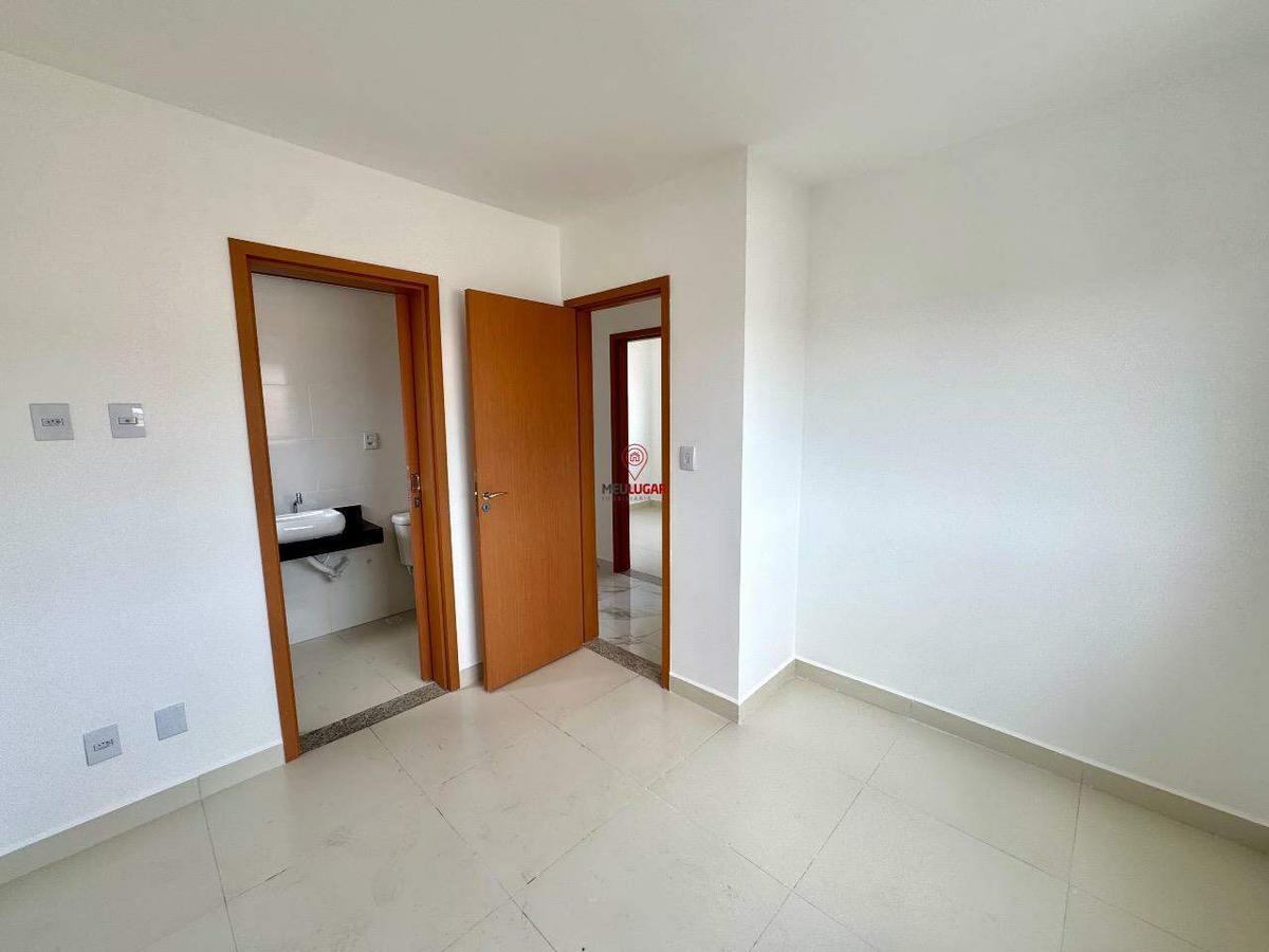 Cobertura, Milionários, 3 Quartos, 2 Vagas, 1 Suíte