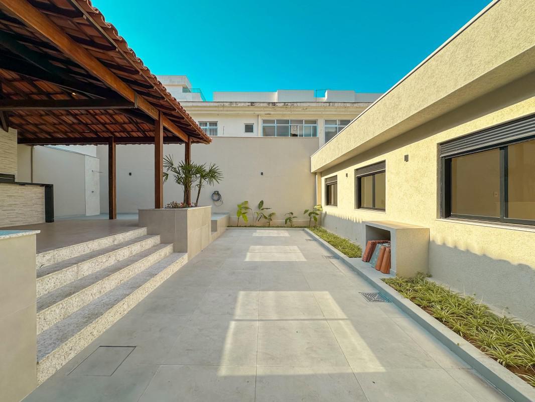 Casa, Santa Rosa, 3 Quartos, 3 Vagas, 1 Suíte