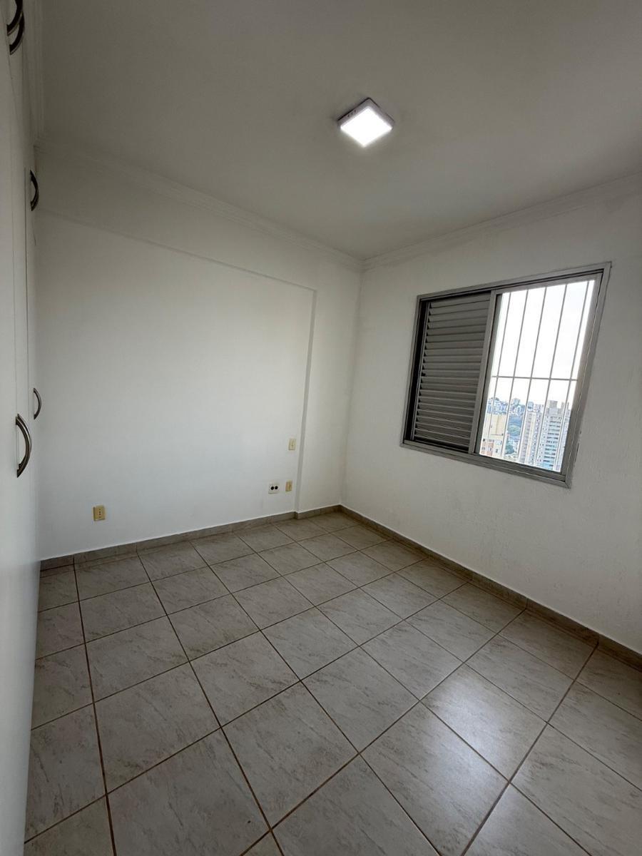 Apartamento, Estoril, 2 Quartos, 1 Vaga, 1 Suíte